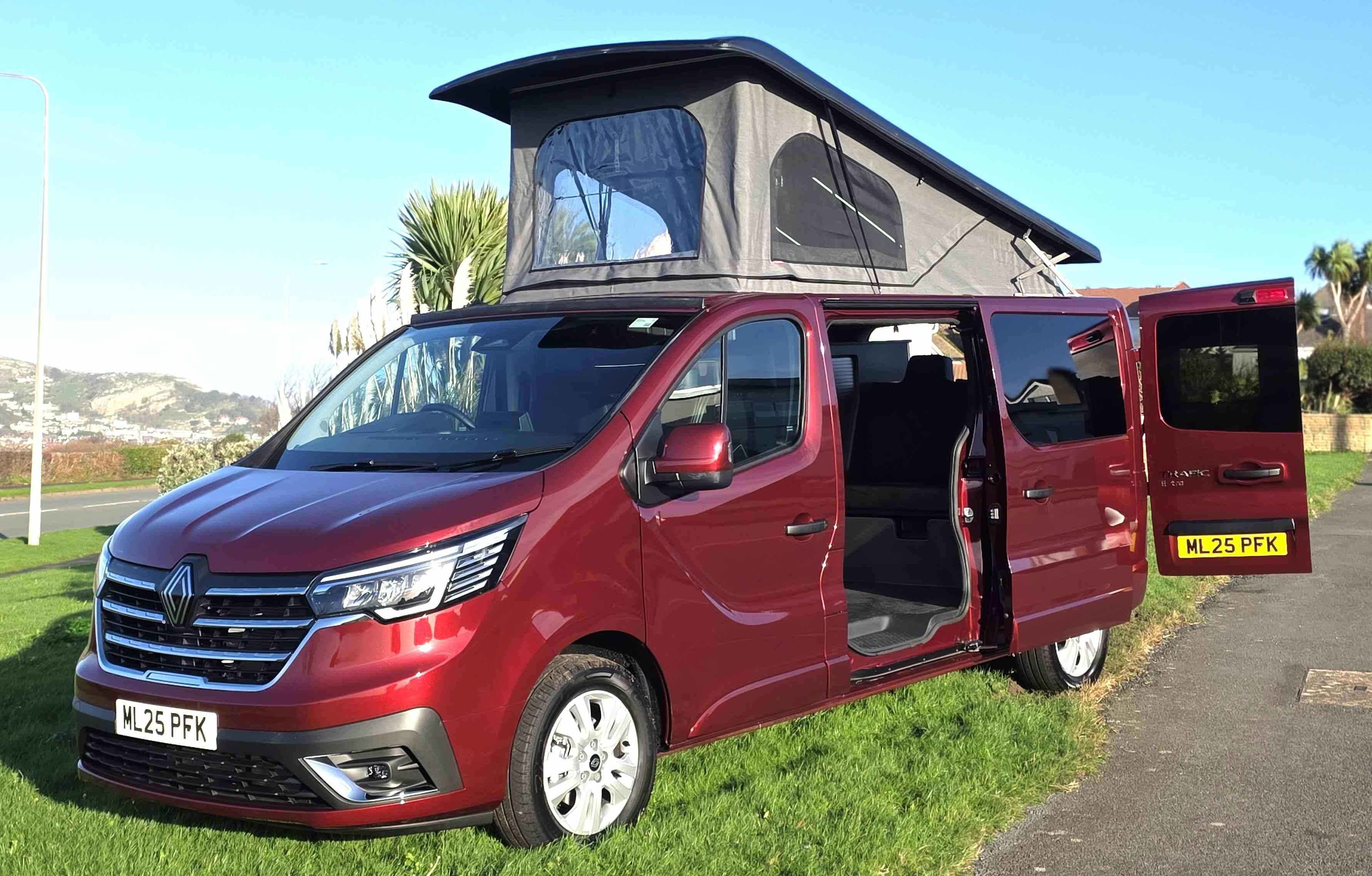 2025 Renault Trafic Sport 4 Berth Campervan