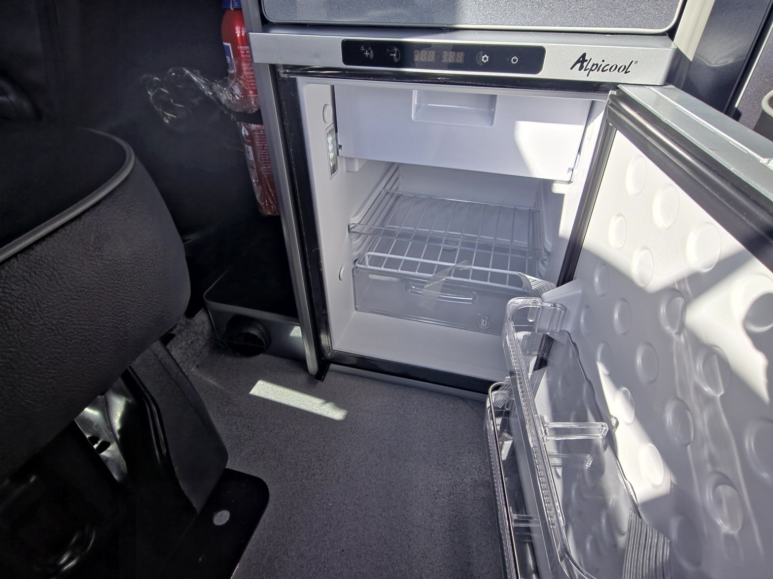 Renault Trafic Campervan - 2021 New Shape Sport SWB - Thumbnail 13