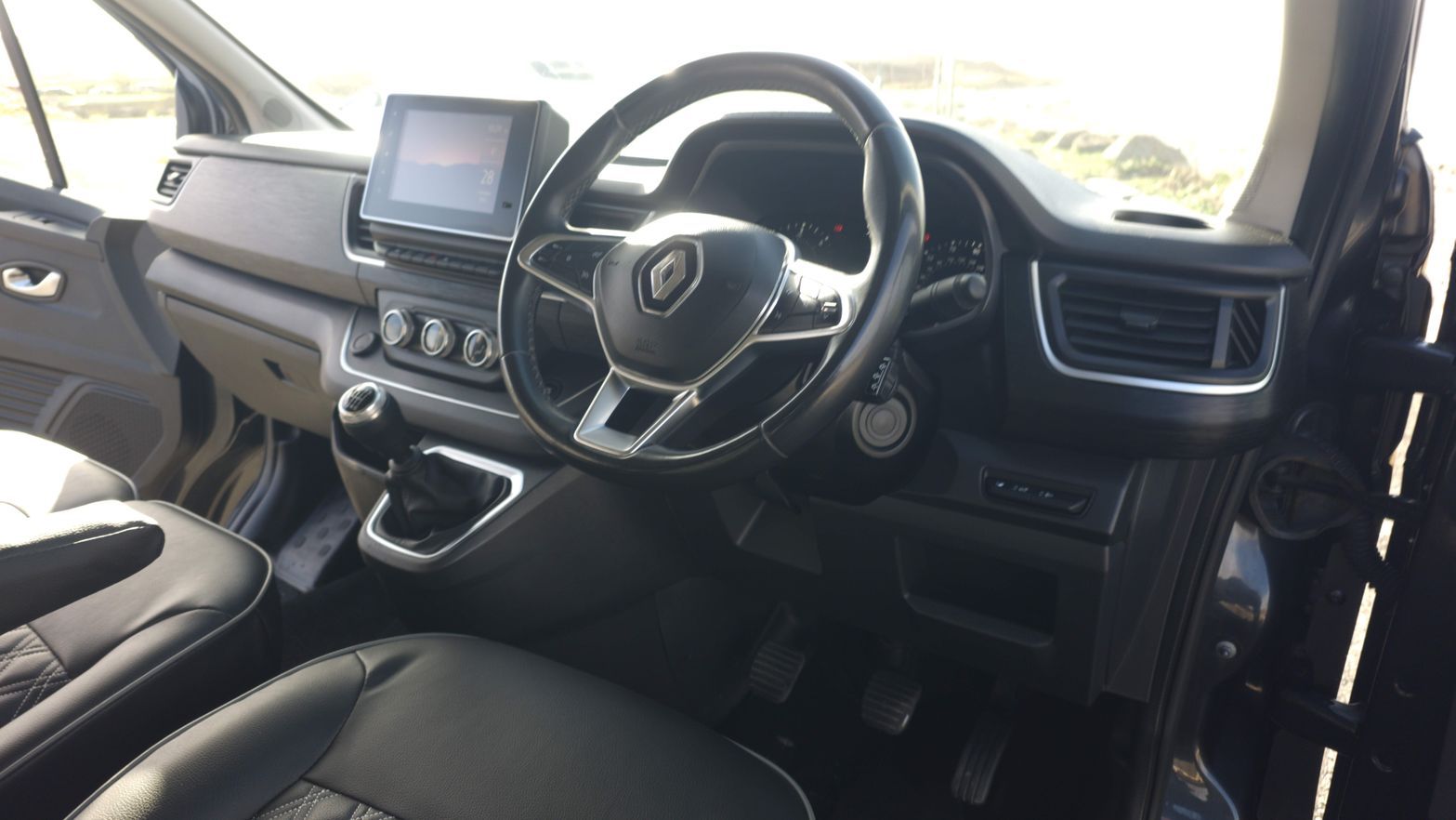 Renault Trafic Campervan - 2021 New Shape Sport SWB - Thumbnail 9