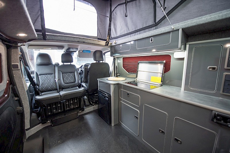 Renault Trafic Campervan - 2025 Eryri Adventurer Extra LWB 4 Berth