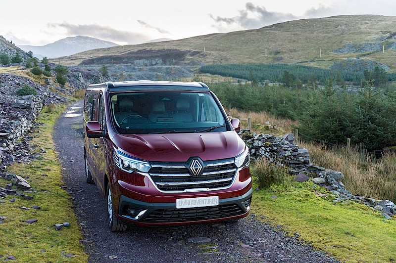 Renault Trafic Campervan - 2025 Eryri Adventurer Extra LWB 4 Berth