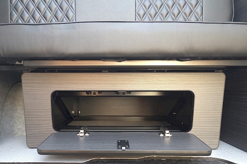 Renault Trafic Campervan - 2016 Sport SWB