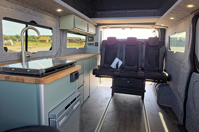 Renault Trafic Campervan - Eryri Explorer 2026 Sport LWB