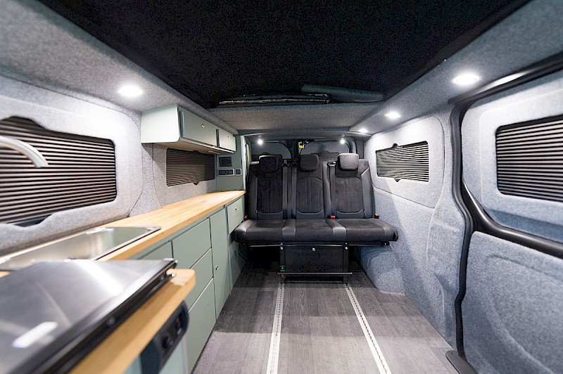 Renault Trafic Campervan - Eryri Explorer 2026 Sport LWB
